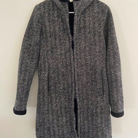 Uniqlo Winter Jacket - Picture 2 of 5